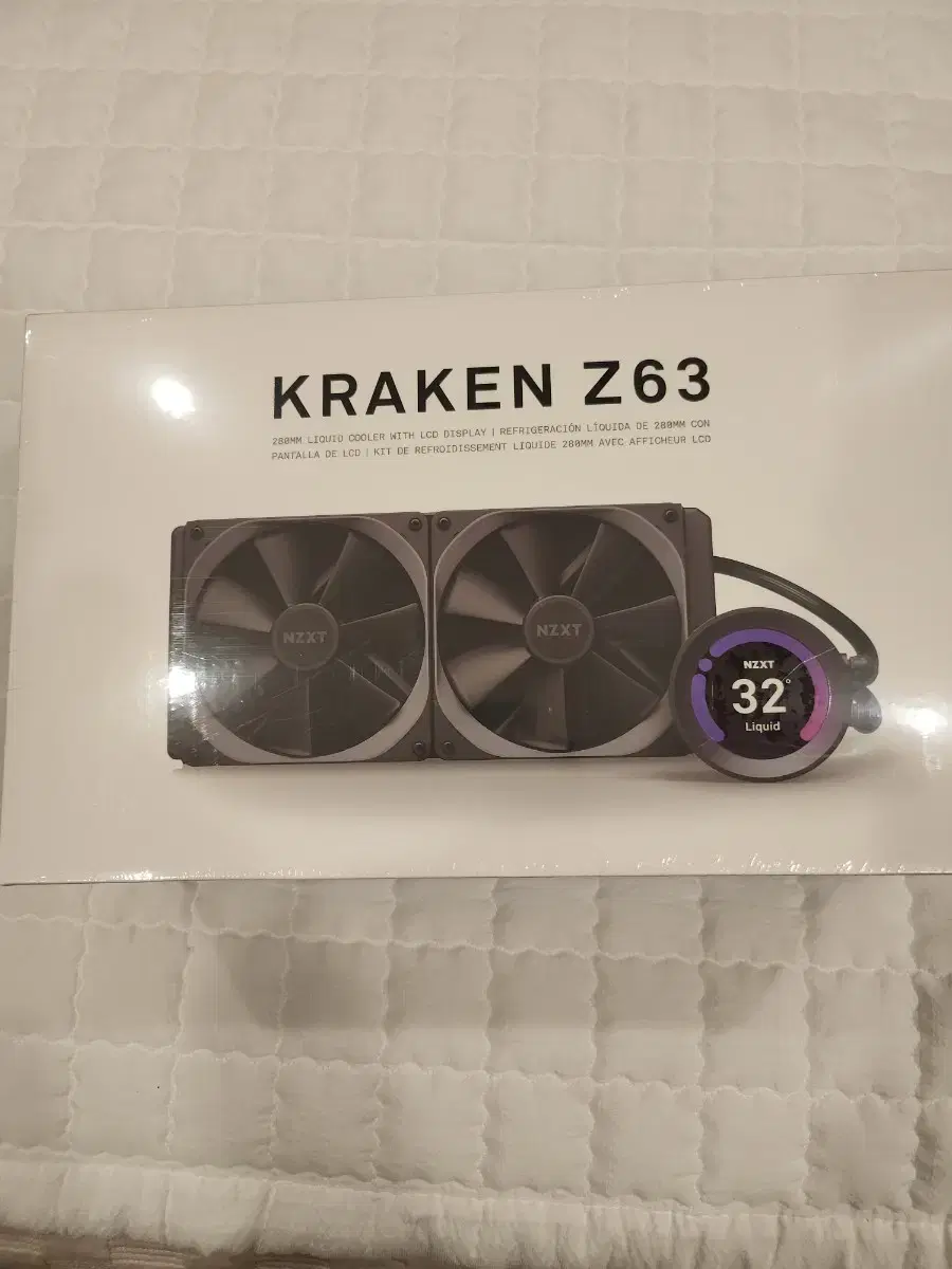 수냉쿨러 Nzxt kraken z63 새상품 싸게 팝니다