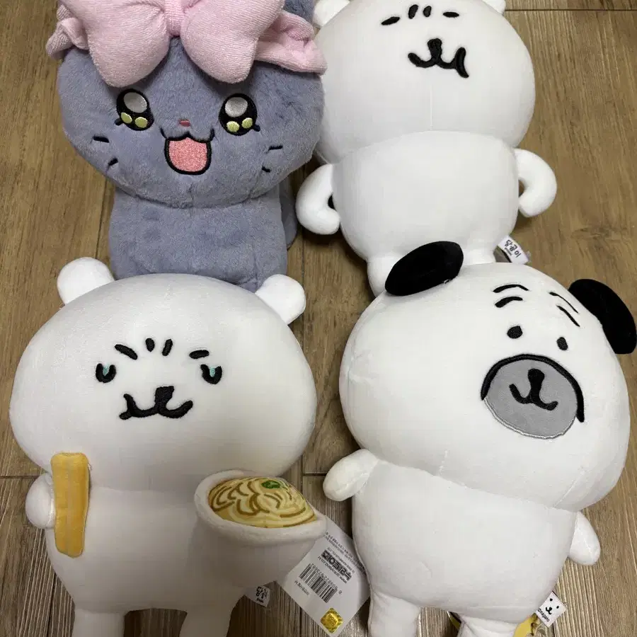 농담곰 퍼그 춘배 마이멜로디 피아노 커비 키티 중형인형 팔아요