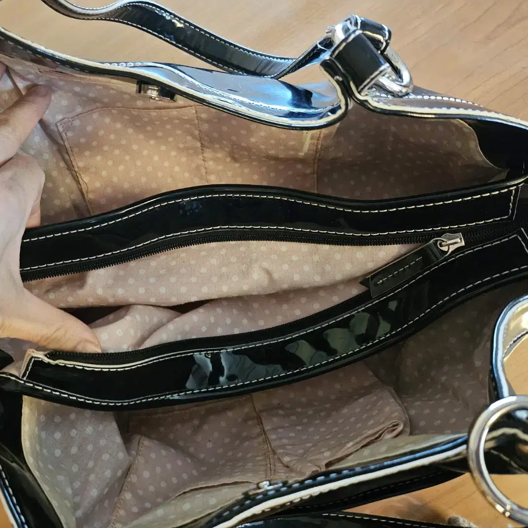 liz claiborne bag