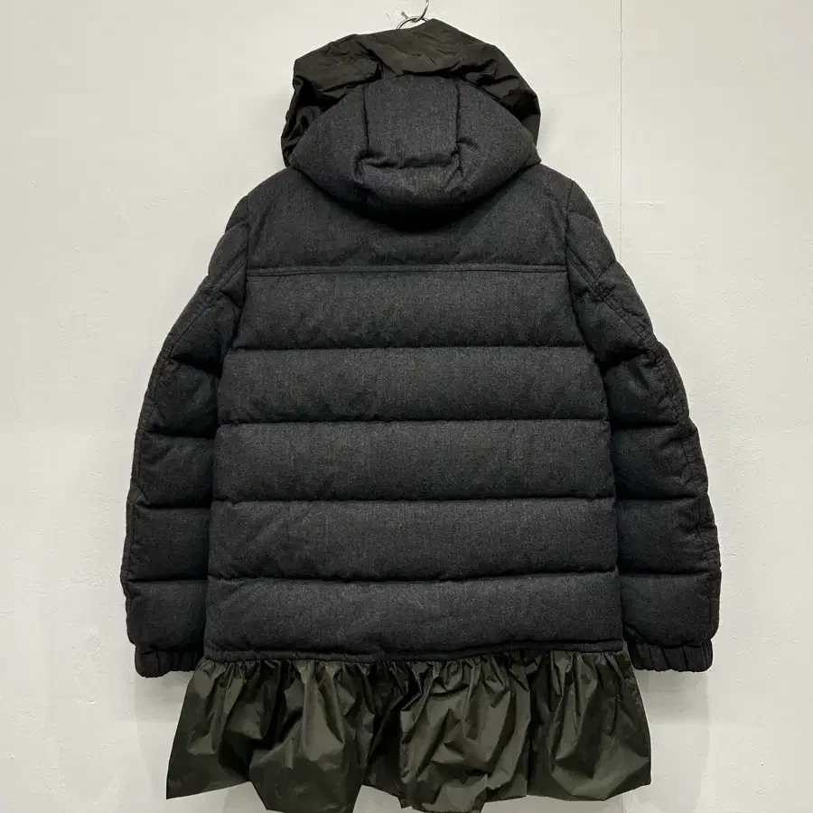 Moncler x Sacai 패딩