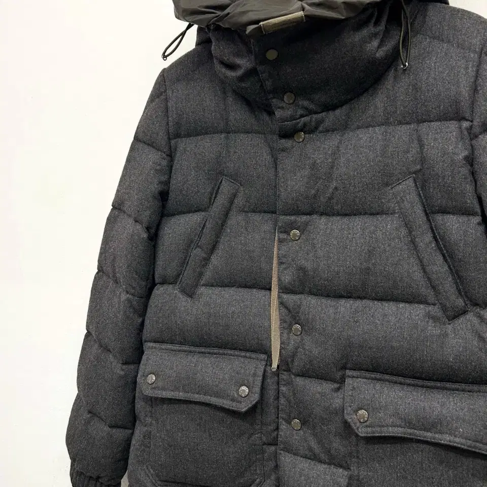 Moncler x Sacai 패딩