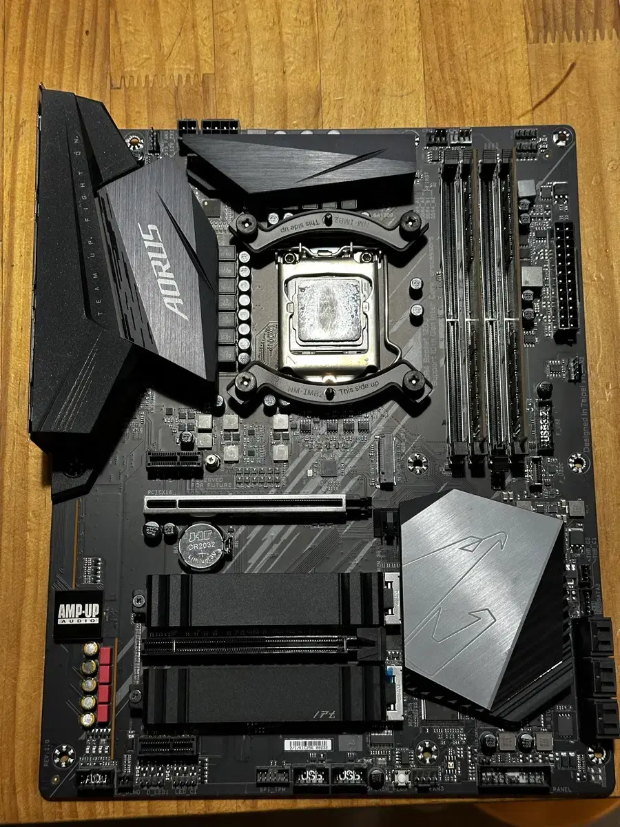 i7-10700k + Z490 arous elite + 32gb