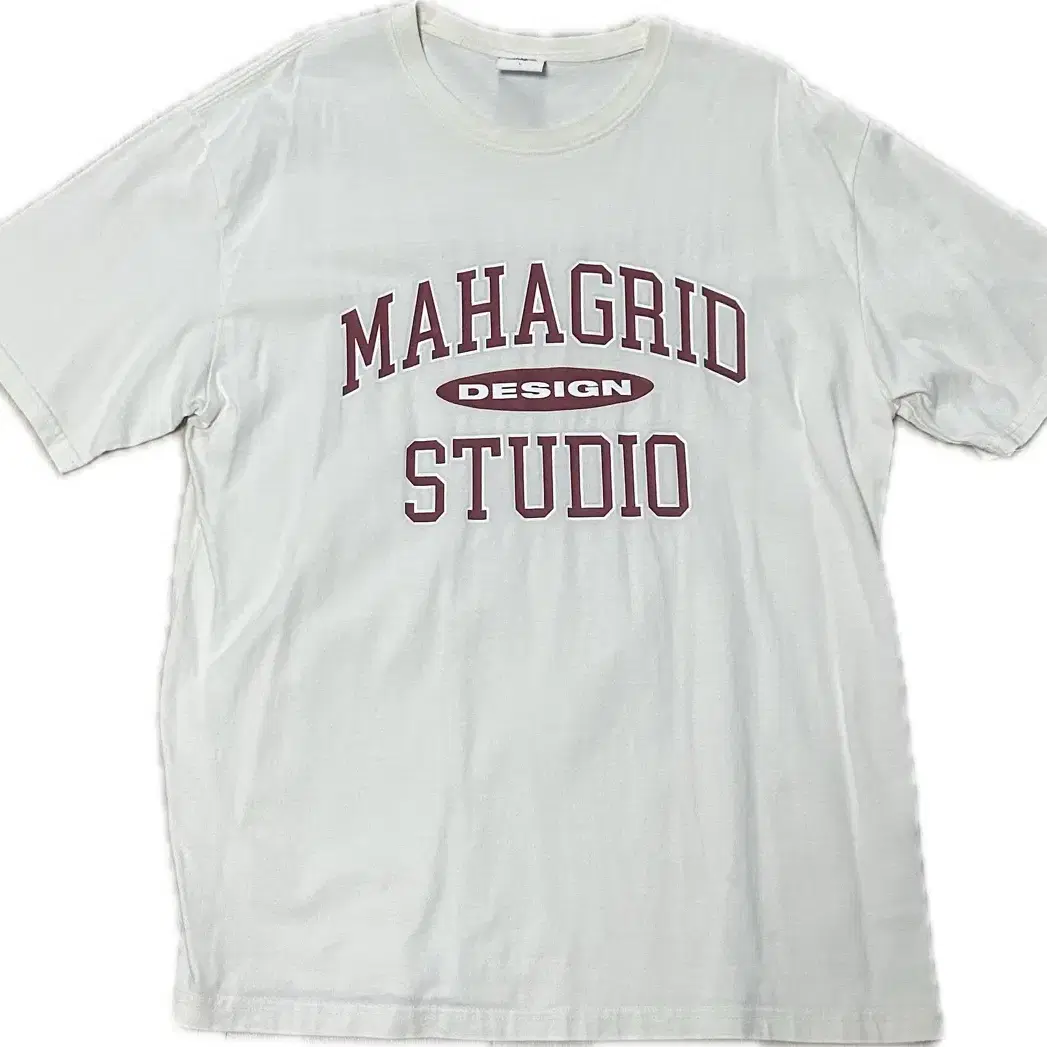 마하그리드 반팔 college logo tee cream