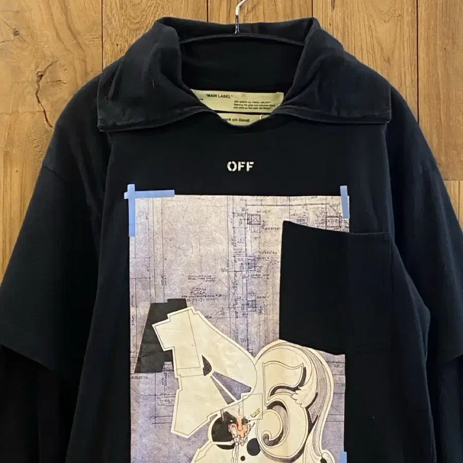 Off-White (B0493)