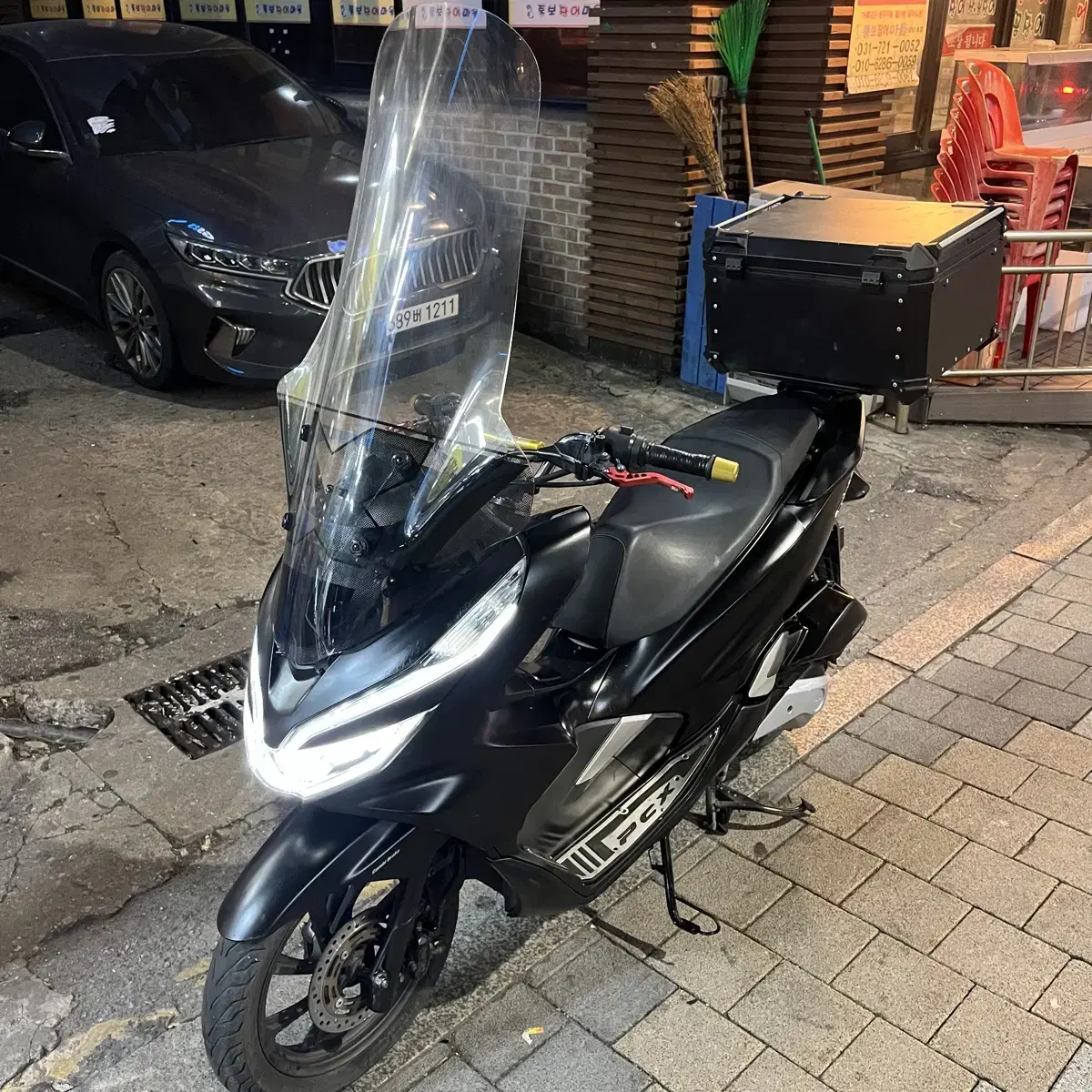 2019년식 pcx125 배달셋팅 점검완료 155만원 팝니다