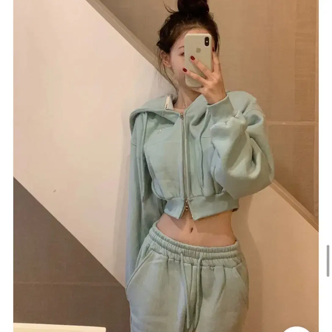 영앤리치 양기모 투웨이 셋업 mint