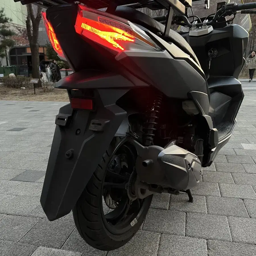 SYM vsx 125cc 서류 3장 판매합니다