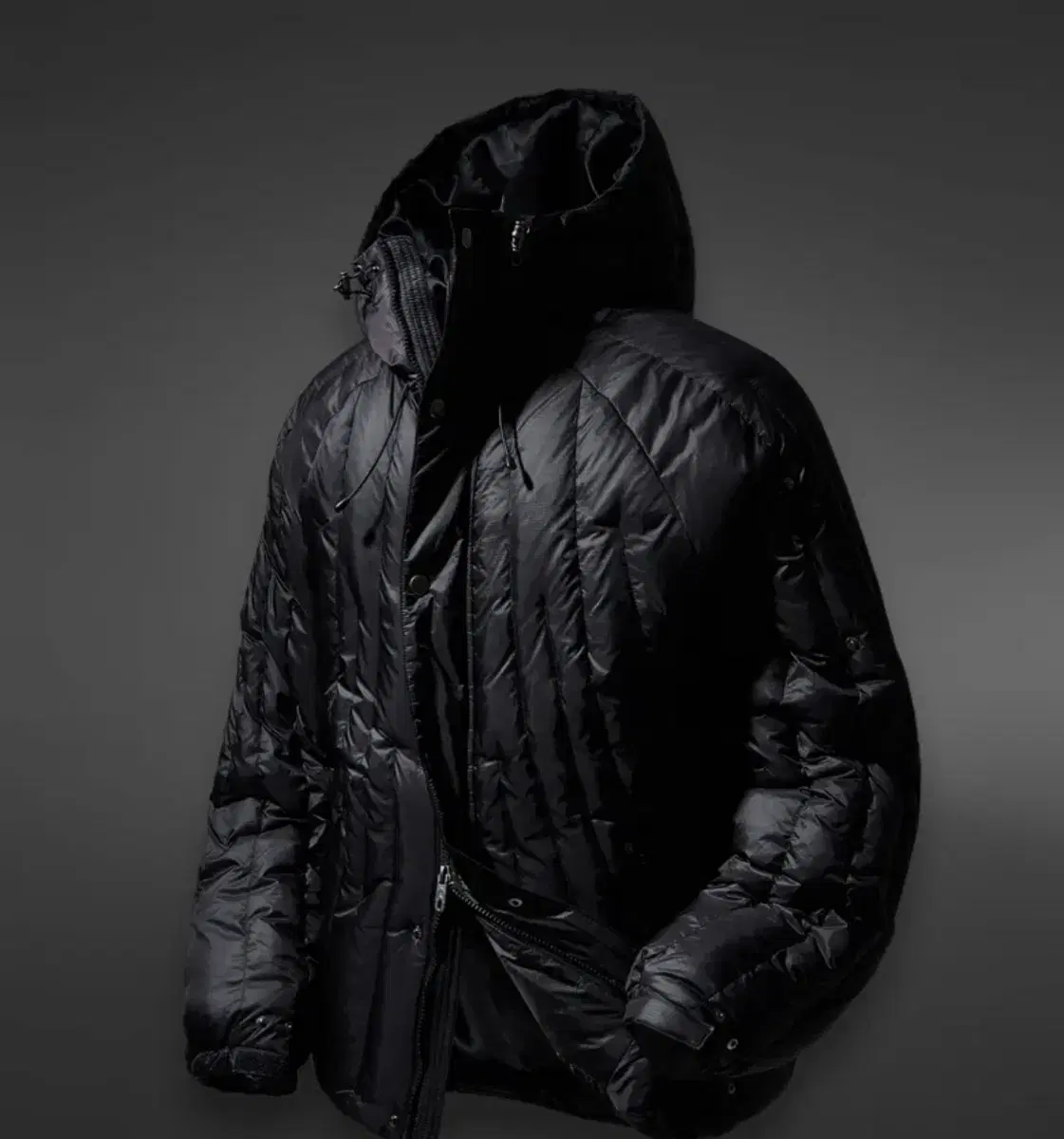 L) Travel Stitch Down Hooded Padded Jacket Black