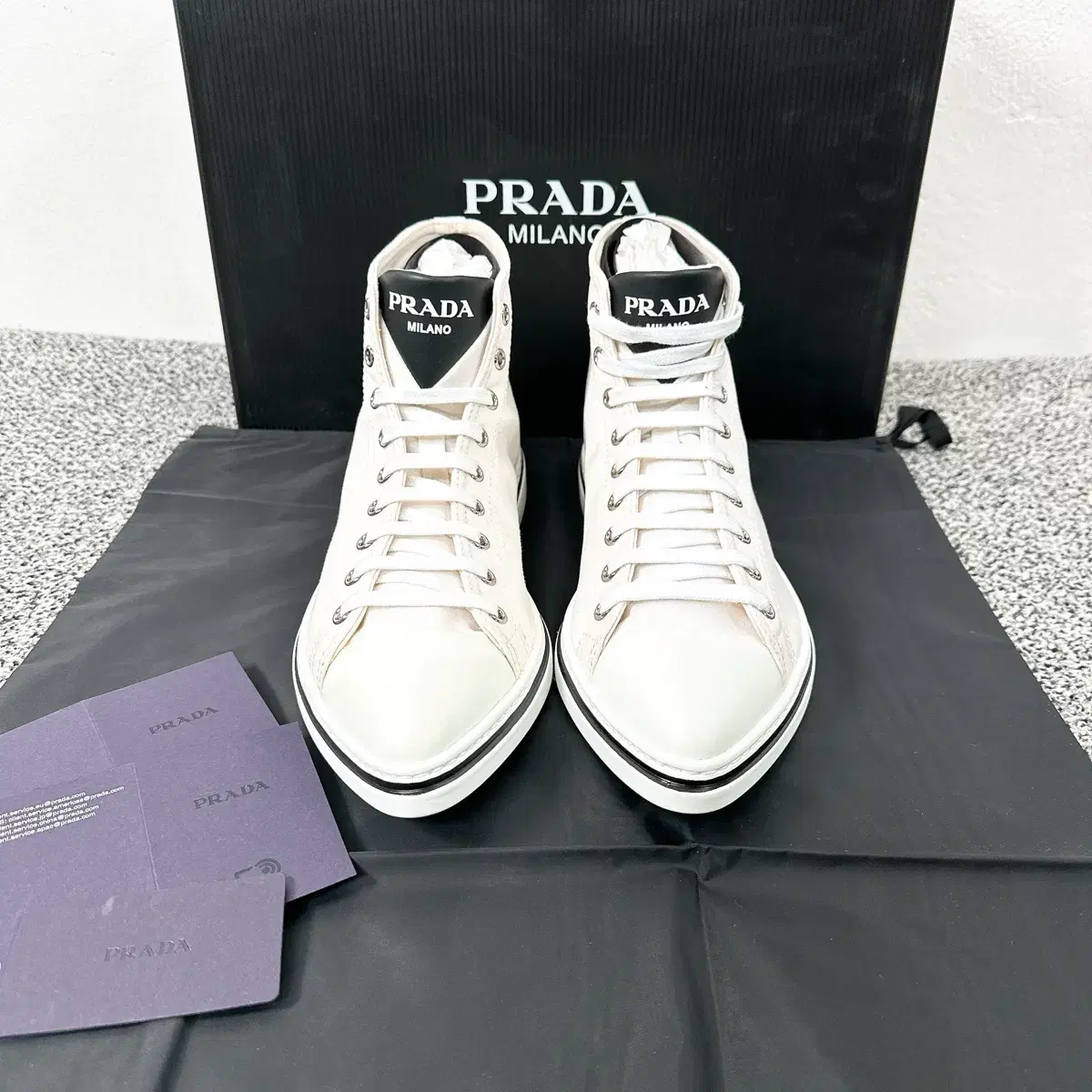 (정품/새상품) PRADA 프라다 남성 화이트 로고 캔버스 개버딘 하이탑