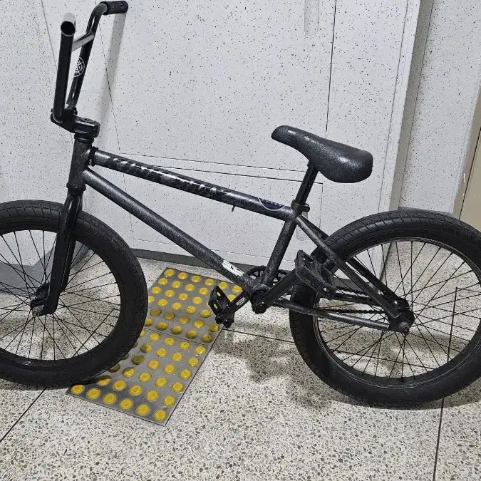 킨크 4130 bmx