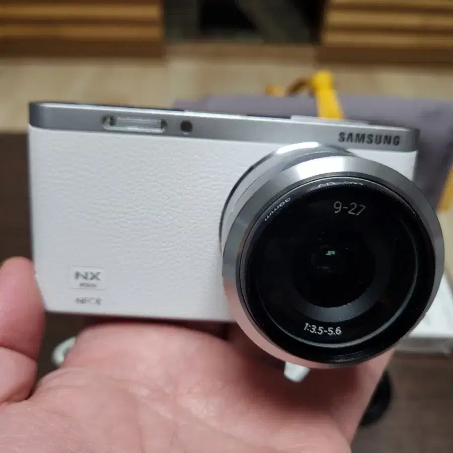 삼성 nx mini 9-27mm :16GB