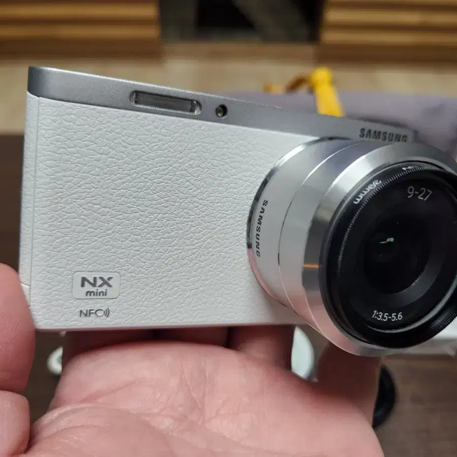 삼성 nx mini 9-27mm :16GB