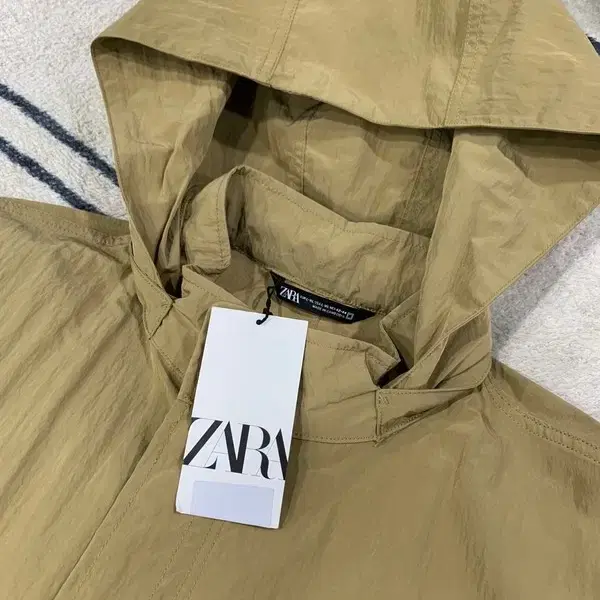 ZARA 나일론 야상 자켓 새상품 XL