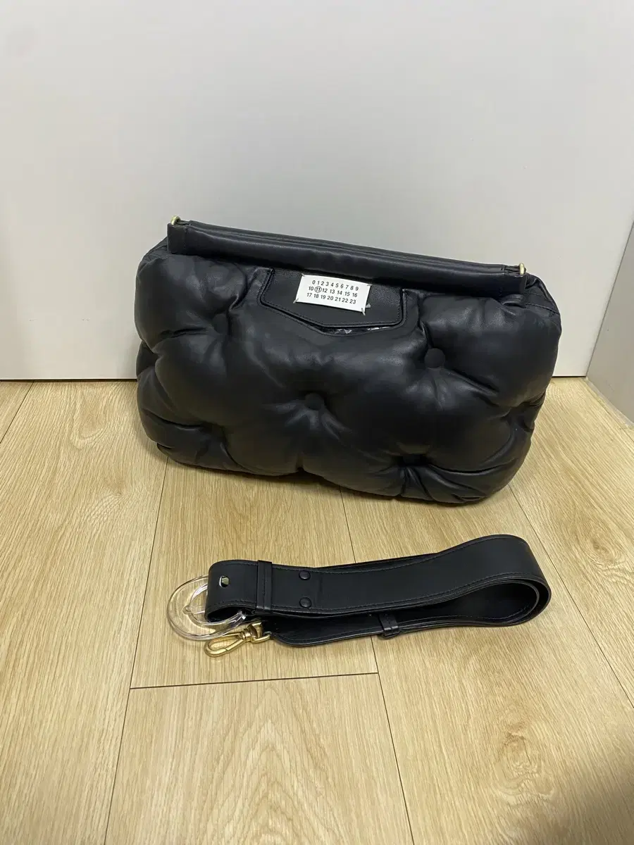 Maison Margiela Glam Slam Medium