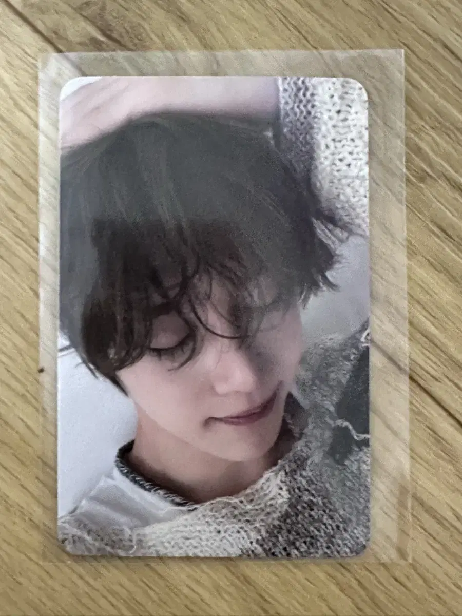 Sion Steady Photocard, Poka