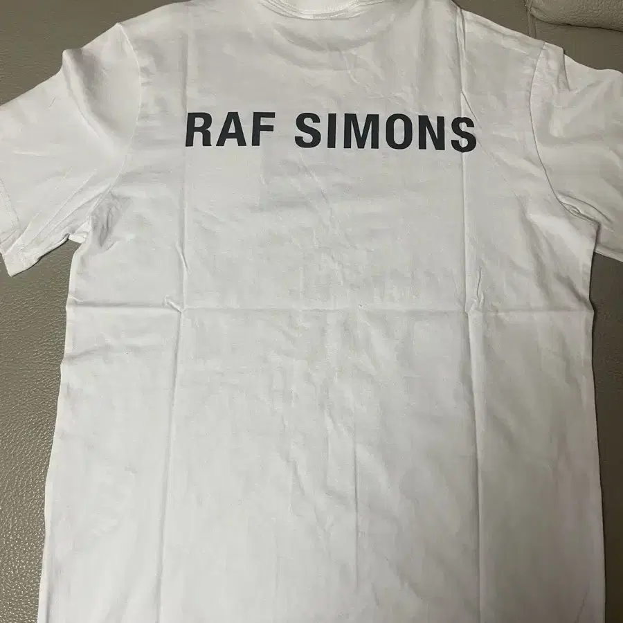 Raf simons 반팔티 새상품