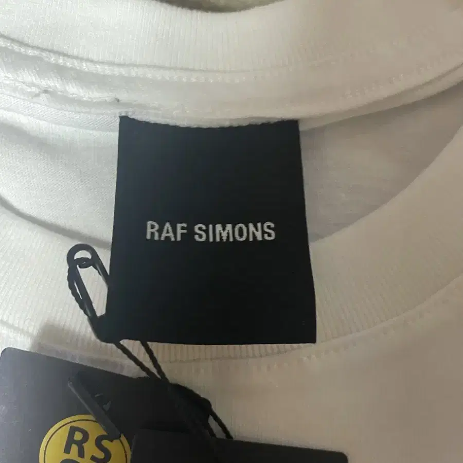 Raf simons 반팔티 새상품