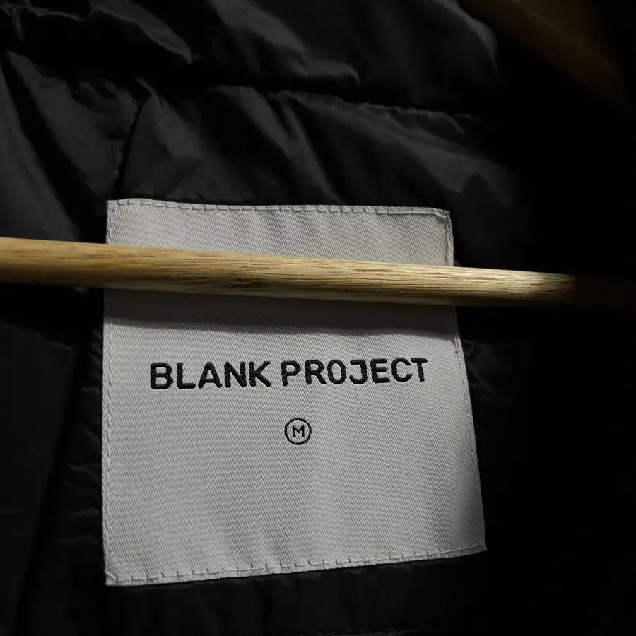 95-100 BLANK PROJECT 퀼팅 숏패딩 자켓 정품