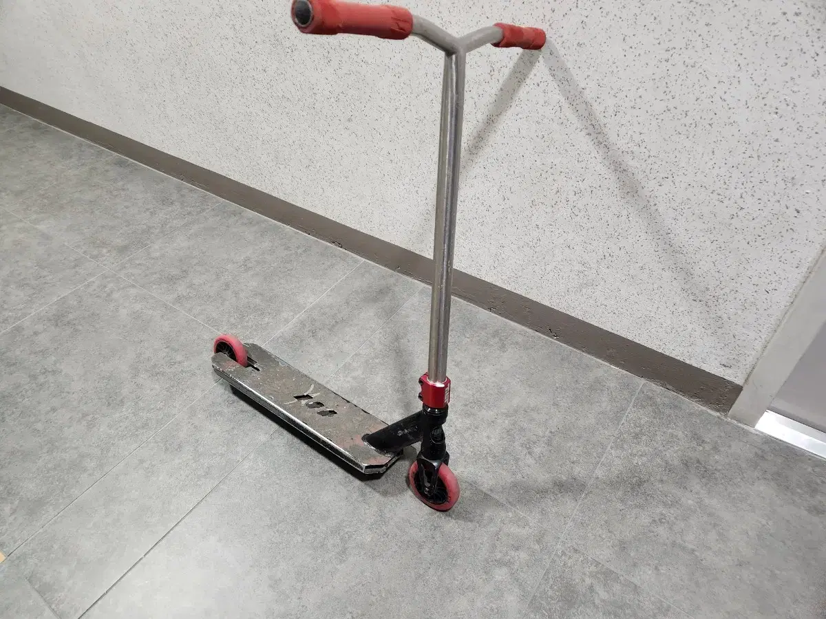 Stunt scooters (pixie wheels are very welcome)