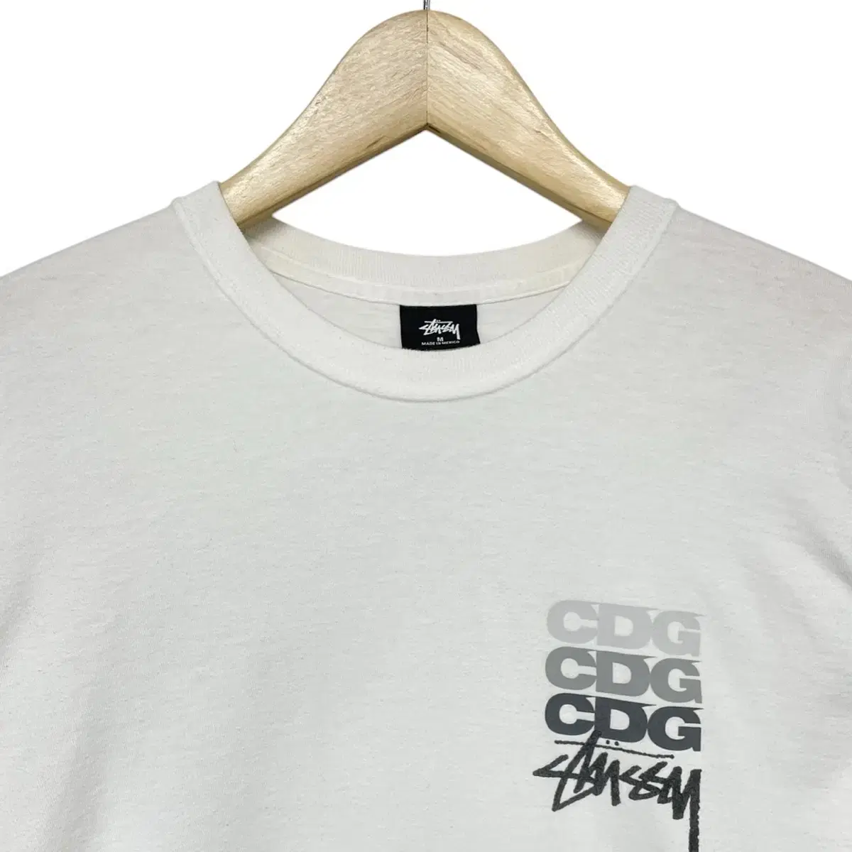 스투시 x CDG 꼼데가르송 닷 롱슬리브 화이트