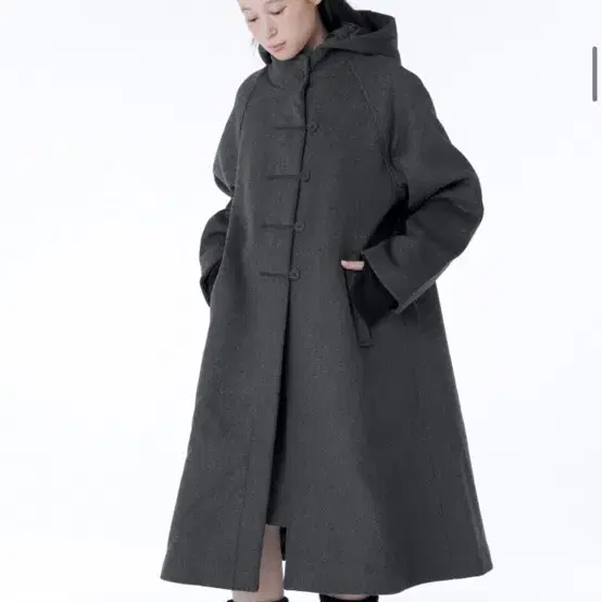 미세키서울 Hoodie long duffle Coat CHARCOAL