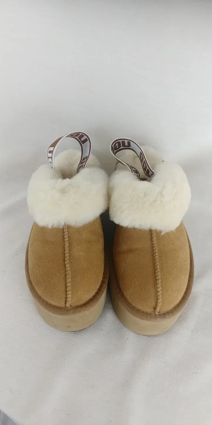 250 UGG 어그 펀케트 플랫폼 밴딩슬리퍼