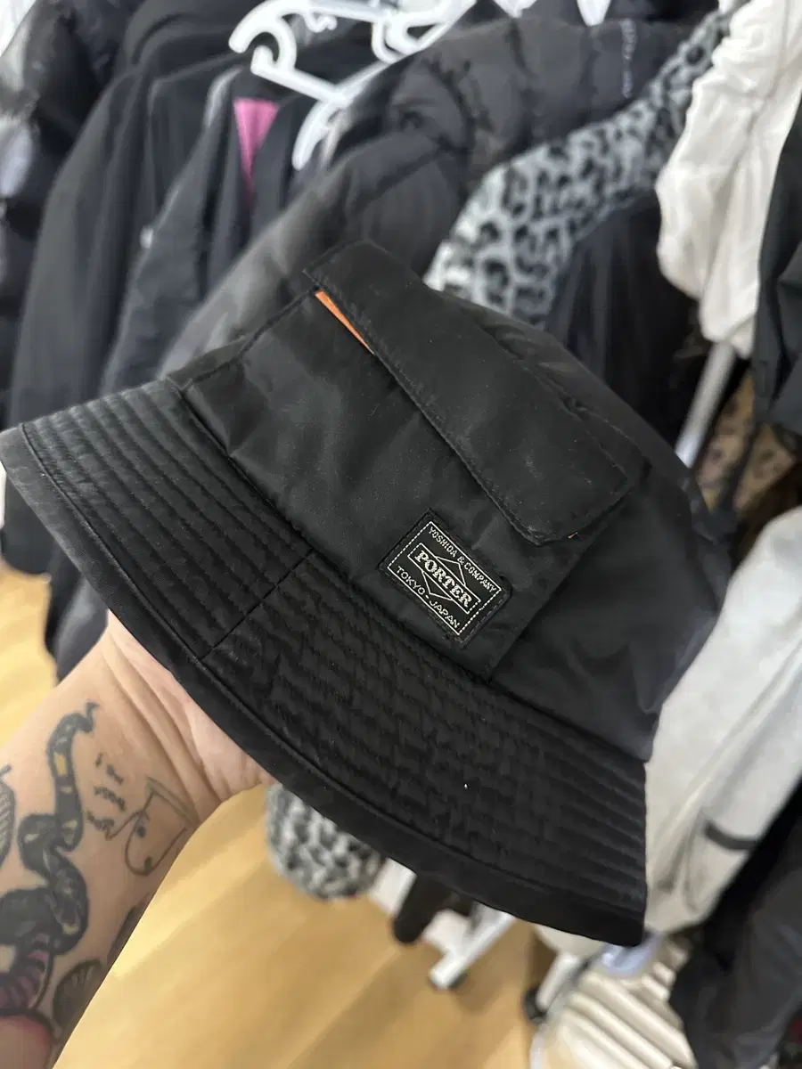 Porter bucket hat