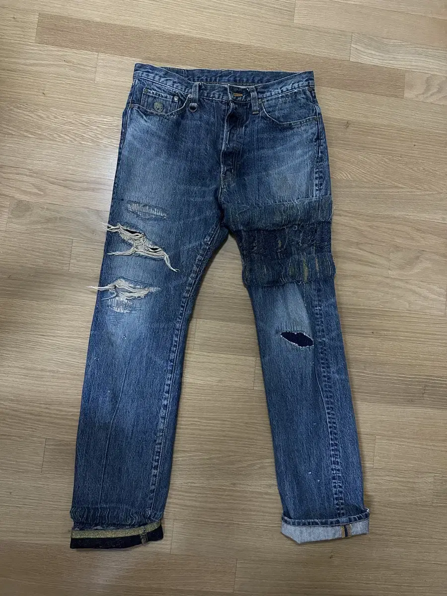 Mastermind japan damage jeans