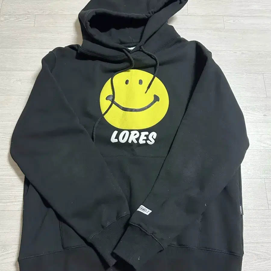 Lores 후드티