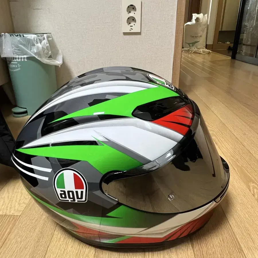 Agv k6 헬멧 m사이즈