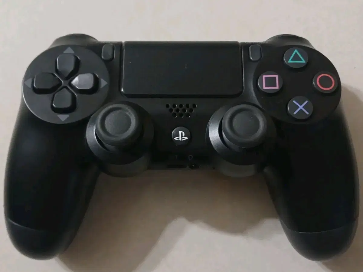 ps4/플스4 더블쇼크4..듀얼쇼크4호환패드 정품 아닙니다