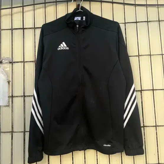 아디다스 빅로고 꼬임 삼선 져지 Adidas