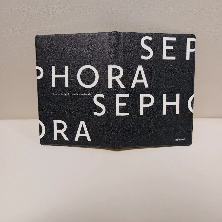 SEPHORA 세포라 여권케이스