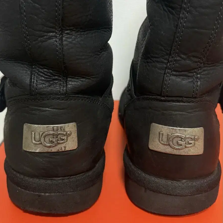 UGG 어그부츠 230 소가죽 레더 제품