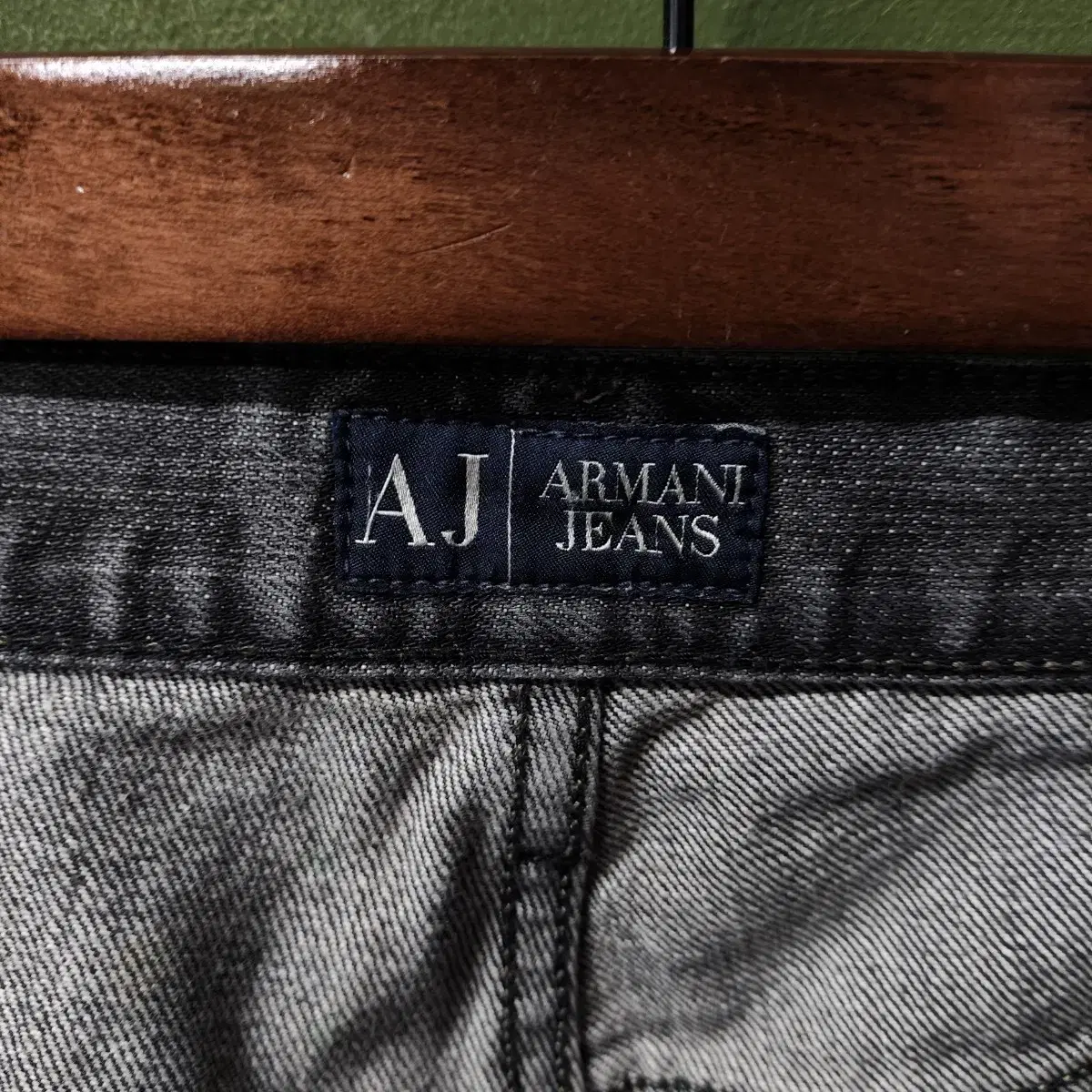 ARMANI JEANS 블랙 데님 팬츠