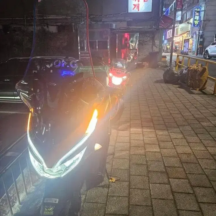 pcx125 19년식