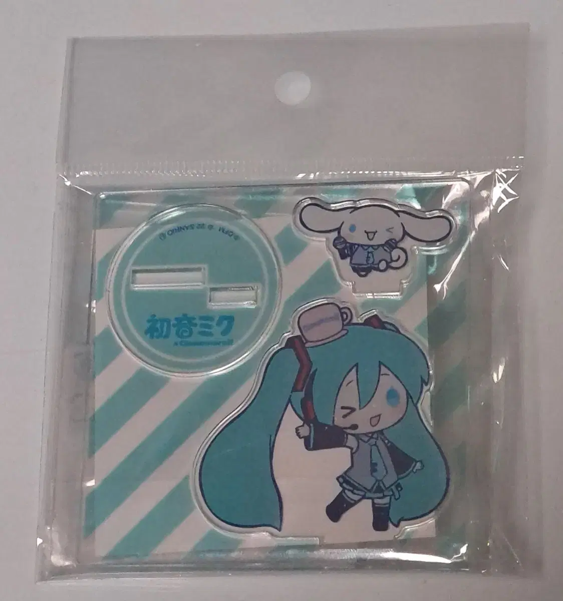 Sell Cinnamoroll Miku Collaboration Cinnamoroll Cafe wts 