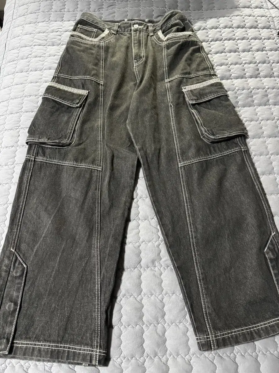 (후디진호) 메종미네드 OBLIQUE PATCH DENIM PANTS B