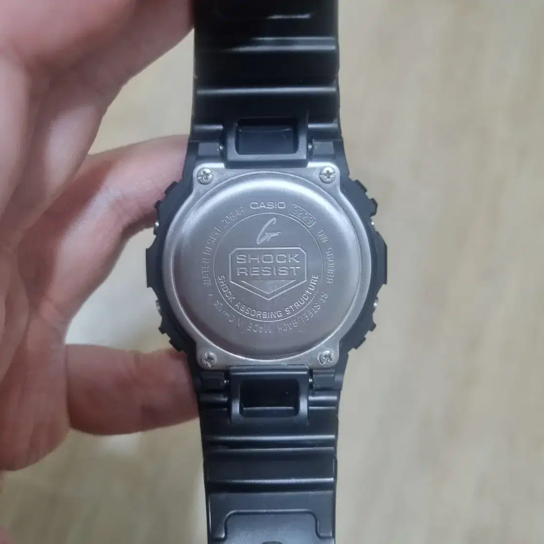 지샥 DW-5600BB 시계