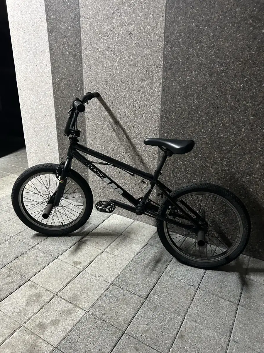 위자드 BMX 팝니다 에눌 가능