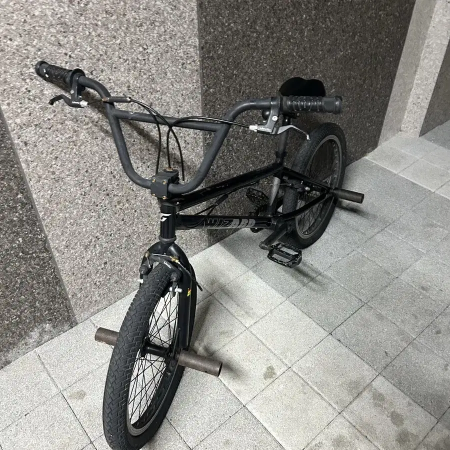 위자드 BMX 팝니다 에눌 가능