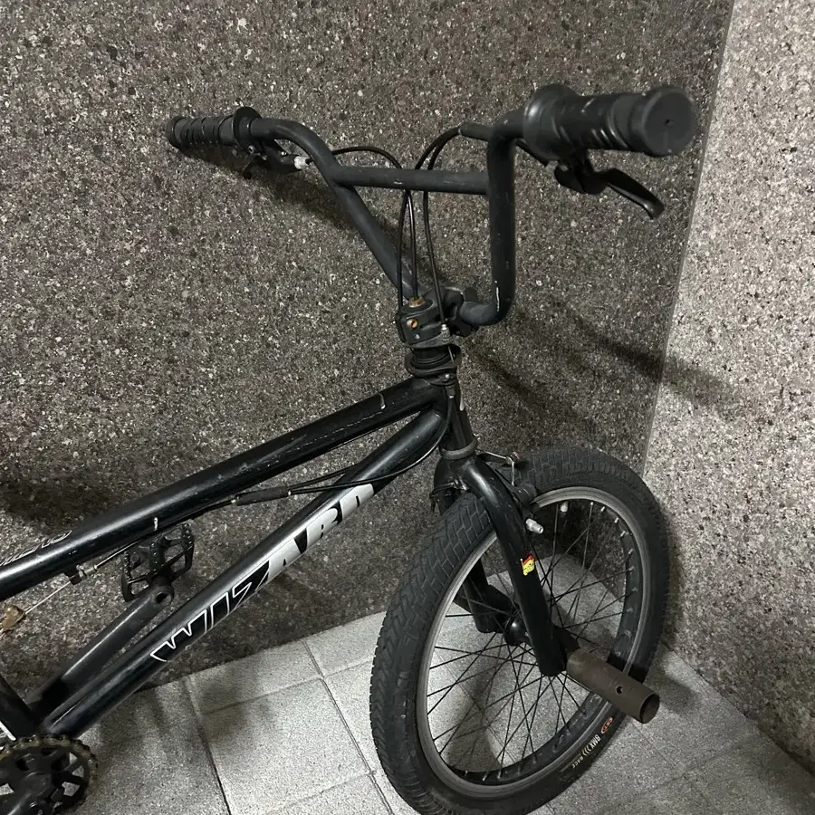 위자드 BMX 팝니다 에눌 가능