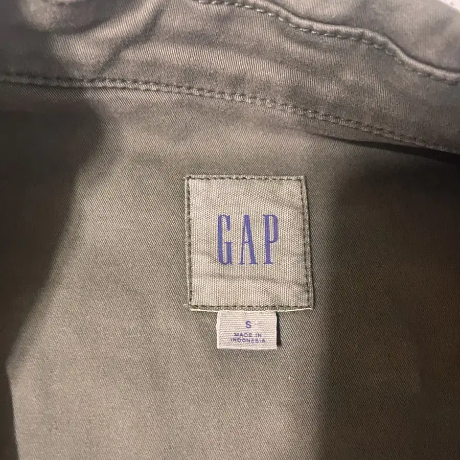 gap 카키 셔츠자켓