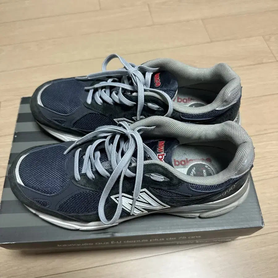 뉴발란스 990v3 네이비 275