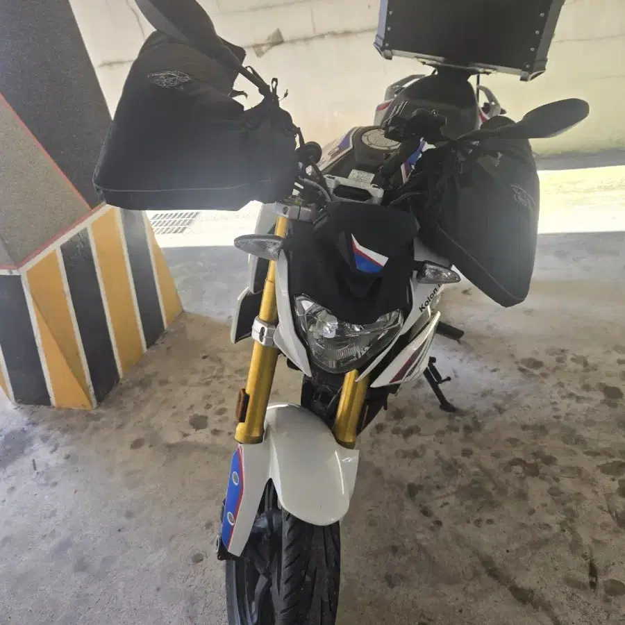 BMW G310R 17년식