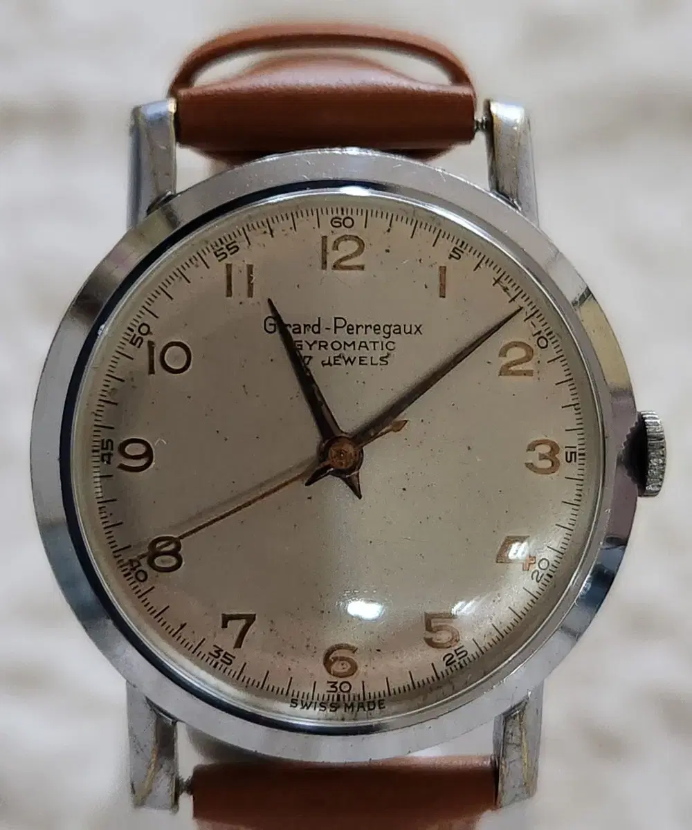 # 219 )  GIRARD PERREGAUX GYROMATIC