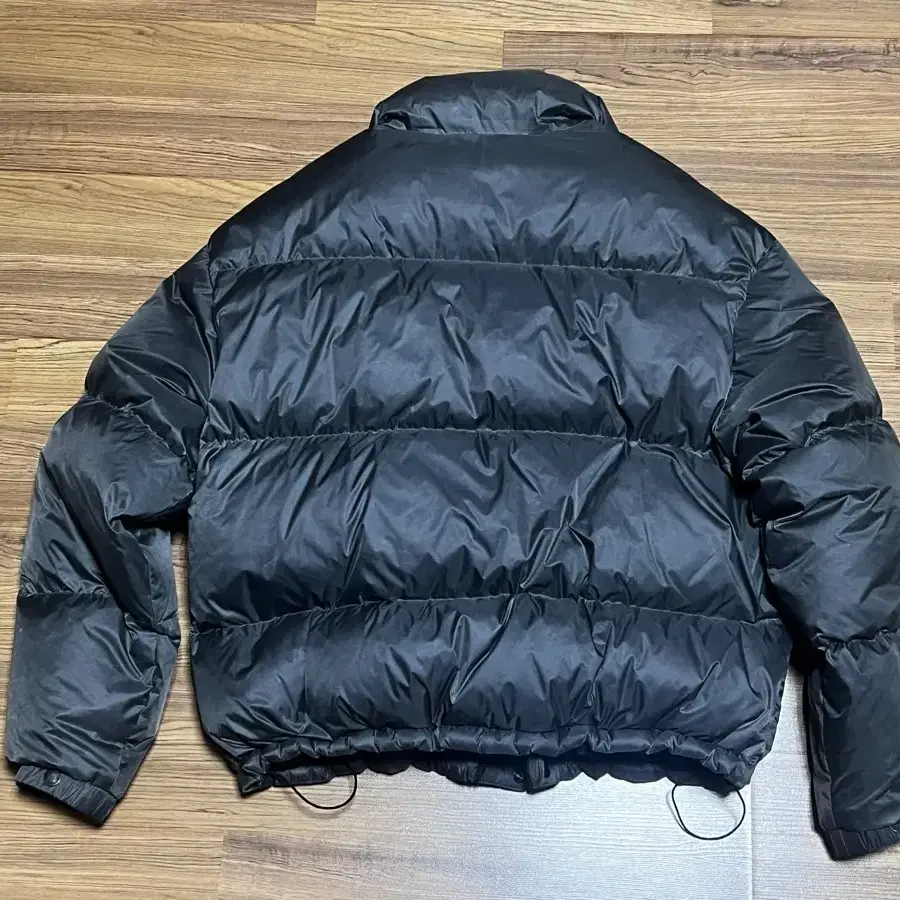 애드오프 BLACK DYDED DOWN PUFFER JACKET