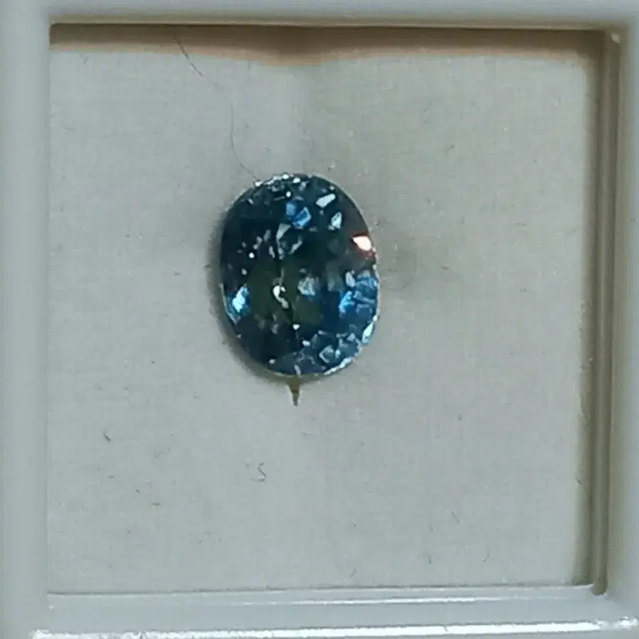 천연 지르콘 3.3ct