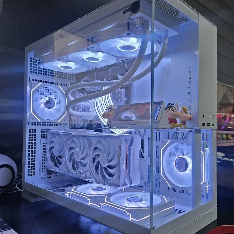 7800x3d rtx4080super 불칸 화이트본체