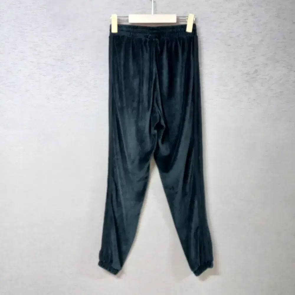 12-18/아디다스 CUFFED PANT  밑단밴딩 팬츠